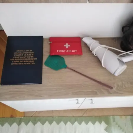 Gostinjska kuća Behar Hotonj