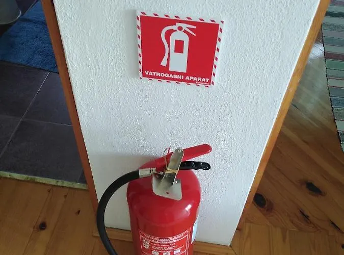 Affittacamere Behar Hotonj