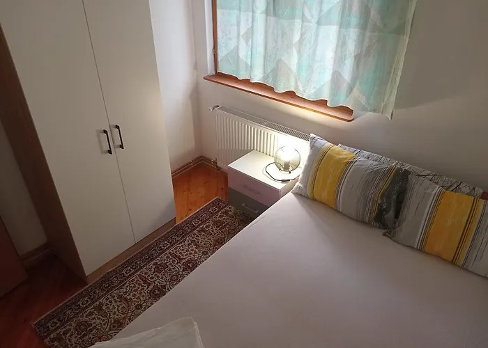 Affittacamere Behar 4*