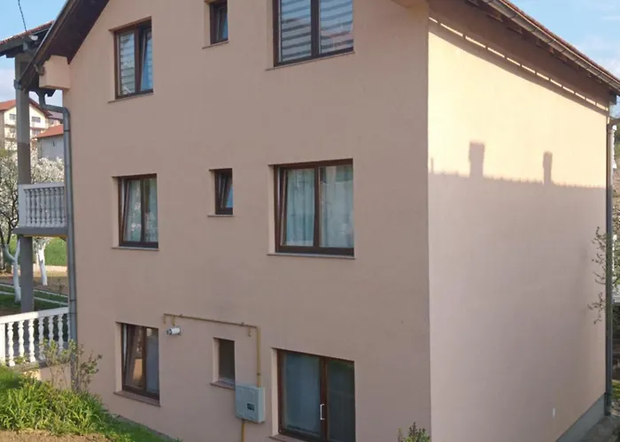 Affittacamere Behar Hotonj